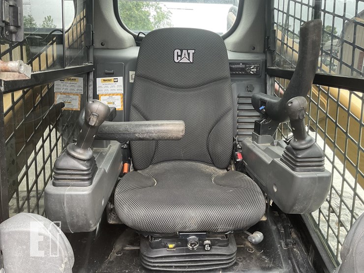 2021-caterpillar-289d3-image-9
