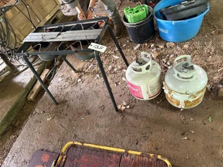 lp-stove-&-tanks-image-1