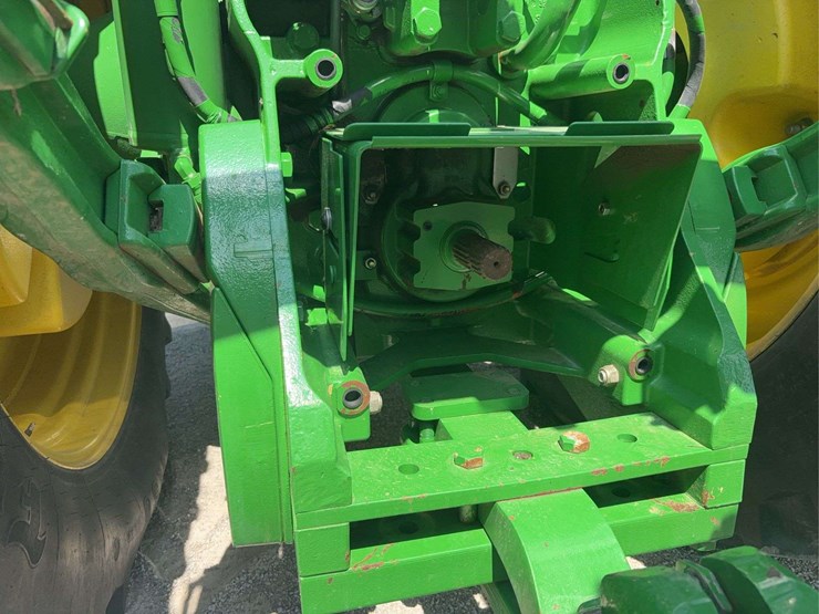 2013-john-deere-8285r-image-75