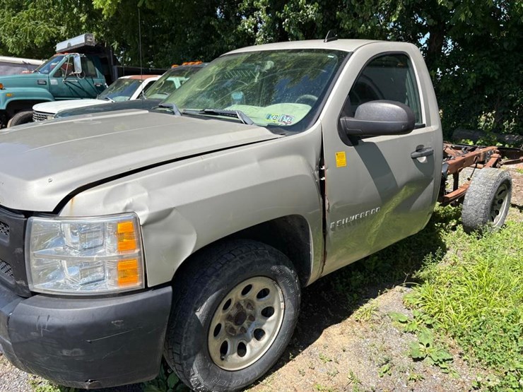 2007-chevrolet-1500-image-13
