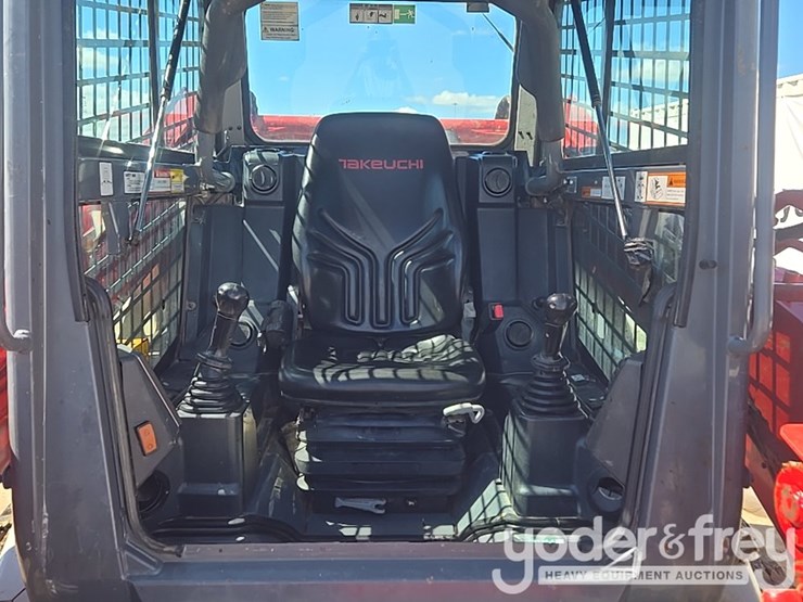 2022-takeuchi-tl12v2-image-37