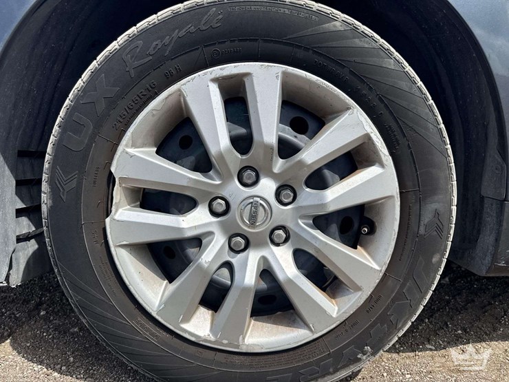 2012-nissan-altima-sedan-image-26