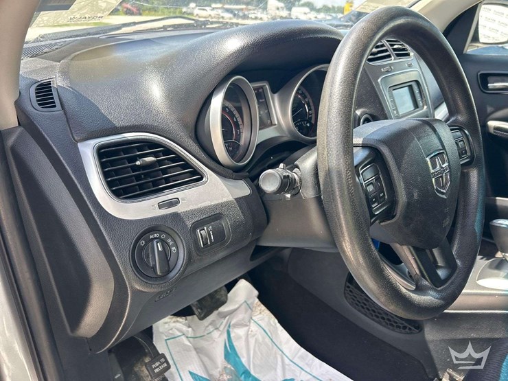 2018-dodge-journey-image-13