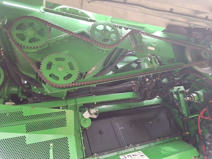 2014-john-deere-s680-image-34