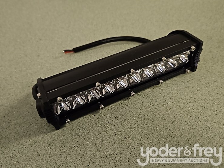 unused-7"-led-light-bars,-12v-60v,-60w,-mounting-brackets-(2-of)-image-3