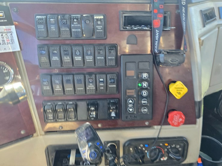 2018-western-star-4700-image-96