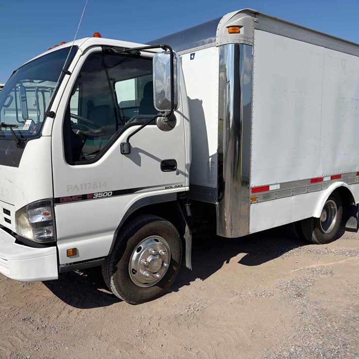 2007 GMC W3500