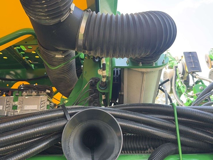 2019-john-deere-1795-image-55