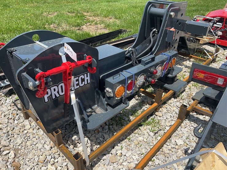 promech-fw80-fifth-wheel-wrecker-attachment-image-1