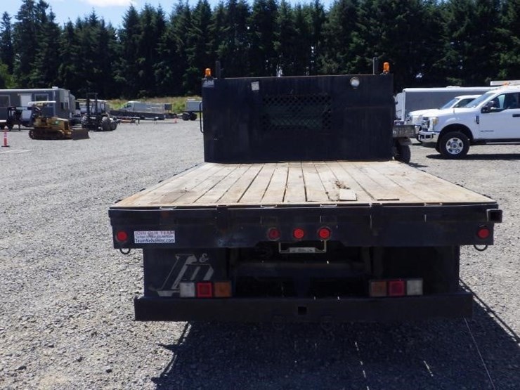 2004-chevrolet-3500-image-6