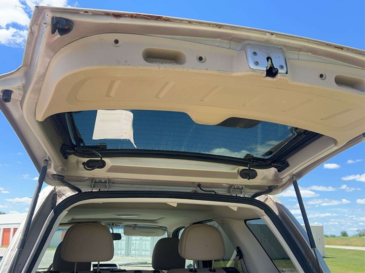 2012-ford-escape-image-56