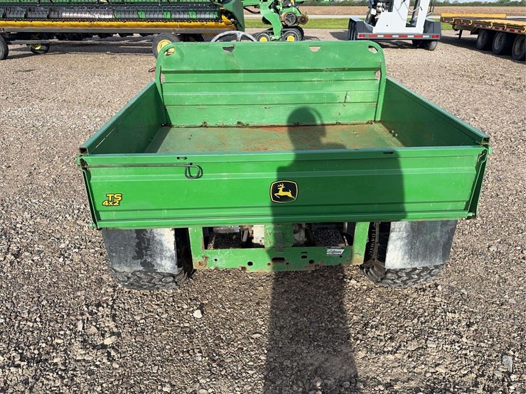 john-deere-gator-image-6