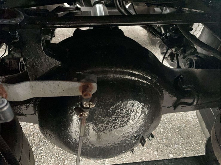 2004-kenworth-t600-image-13