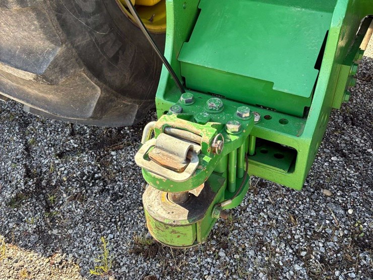 2012-john-deere-9510r-image-37