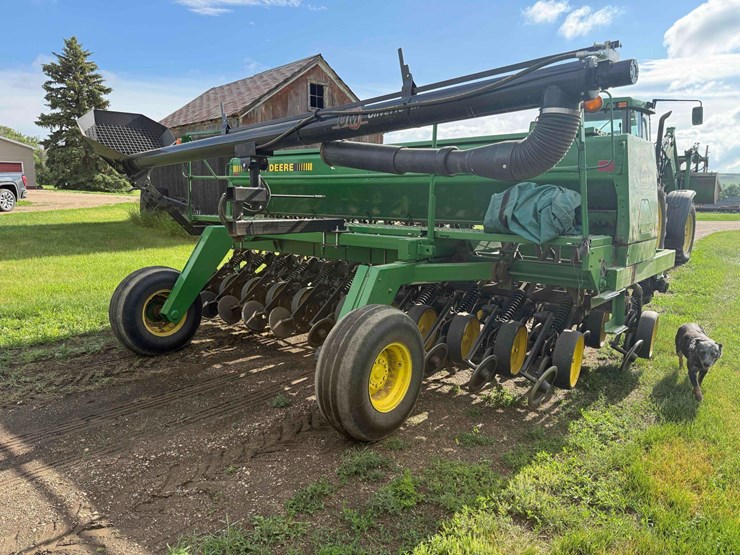john-deere-750-image-7