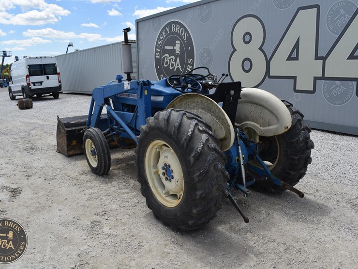 ford-4000-image-5
