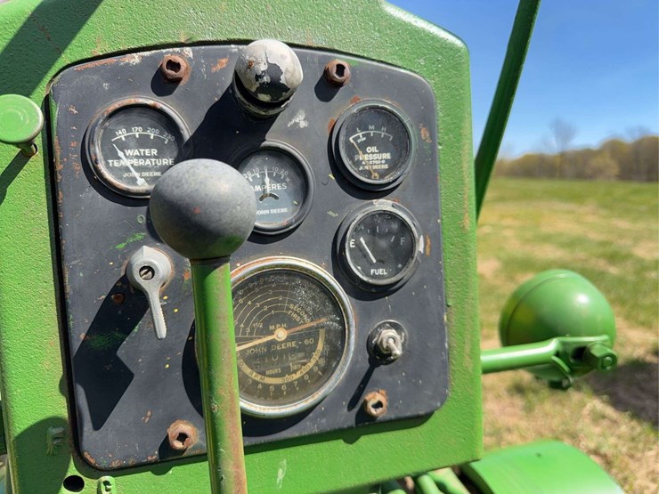 john-deere-620-image-19