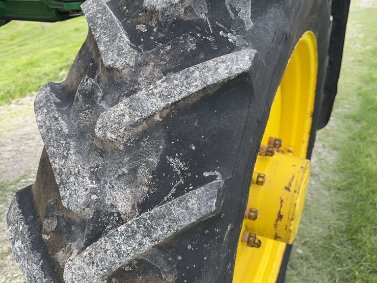 john-deere-4630-image-38