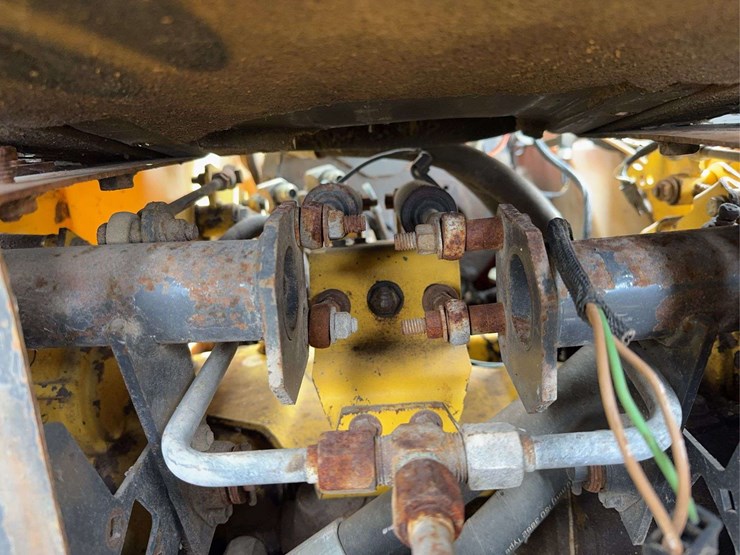 new-holland-ls180-image-22