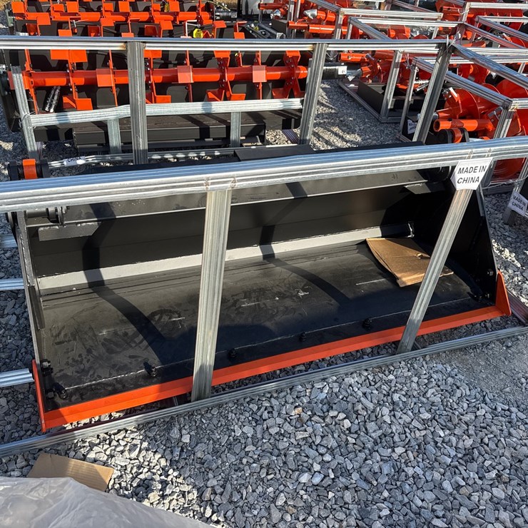#77 • PABREAK 72” SKID STEER 4in1 HYDRAULIC BUCKET