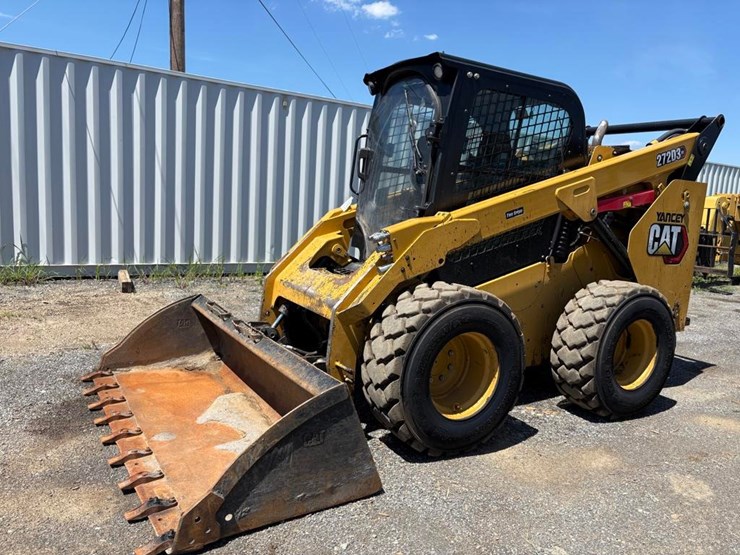 caterpillar-272d3-image-2