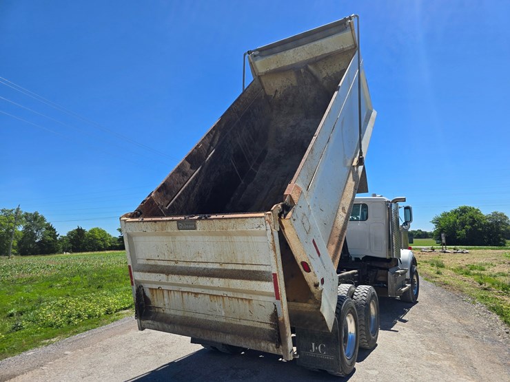2020-western-star-4900-image-38