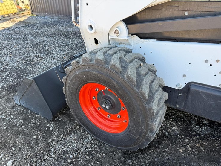 2024-bobcat-s770-image-16