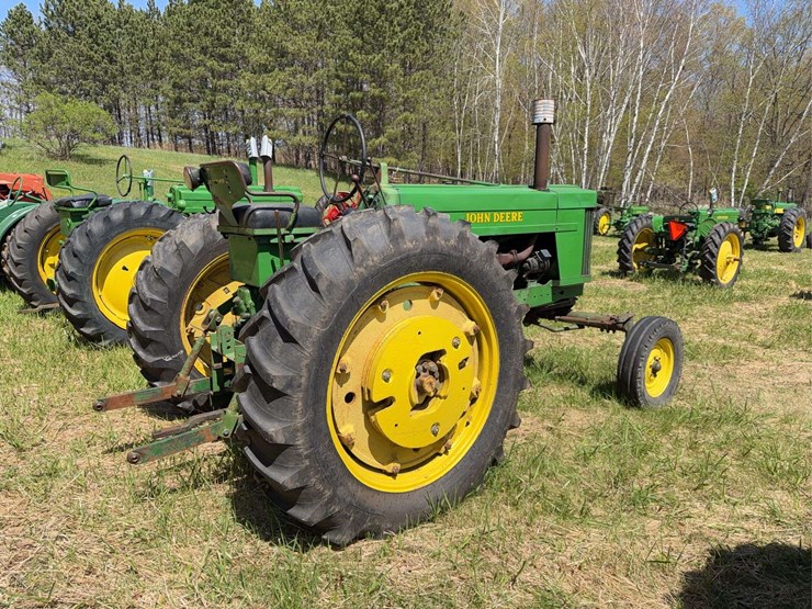 john-deere-70-image-3
