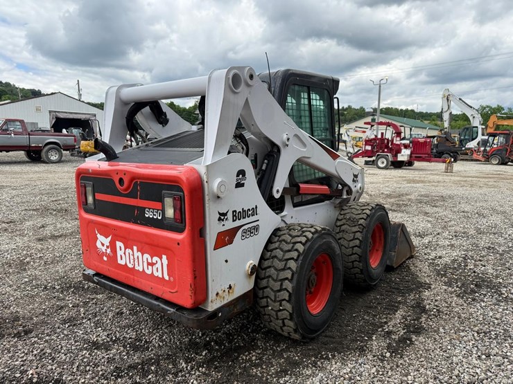 2019-bobcat-s650-image-4