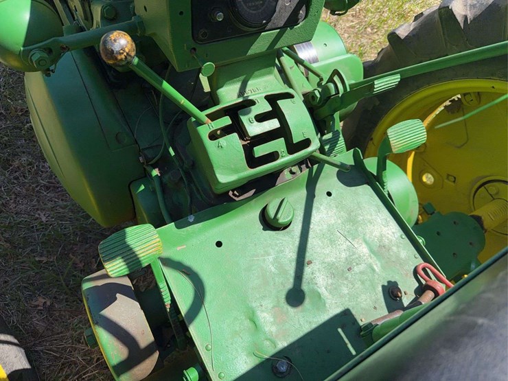 john-deere-630-image-36
