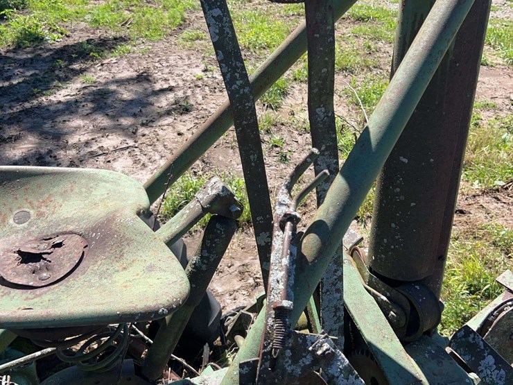 john-deere-26-image-6