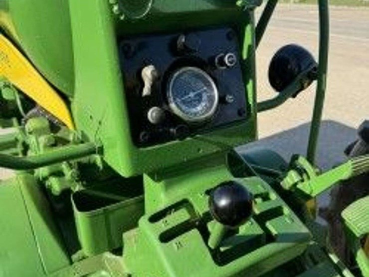 1959-john-deere-730-image-11