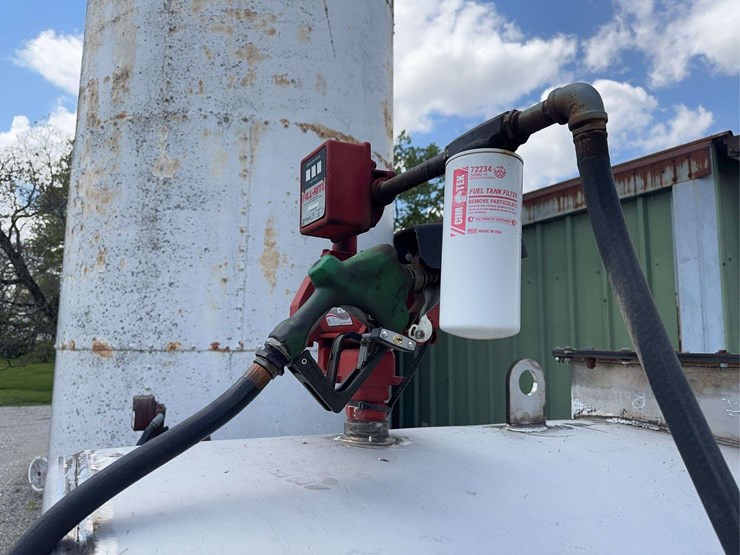 stainless-steel-diesel-tank-and-pump---15’-long-x-63”-diameter---approximately-2500-gal.-image-16