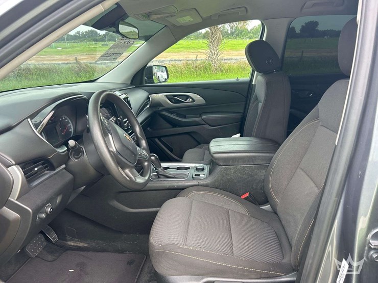 2020-chevrolet-traverse-image-11