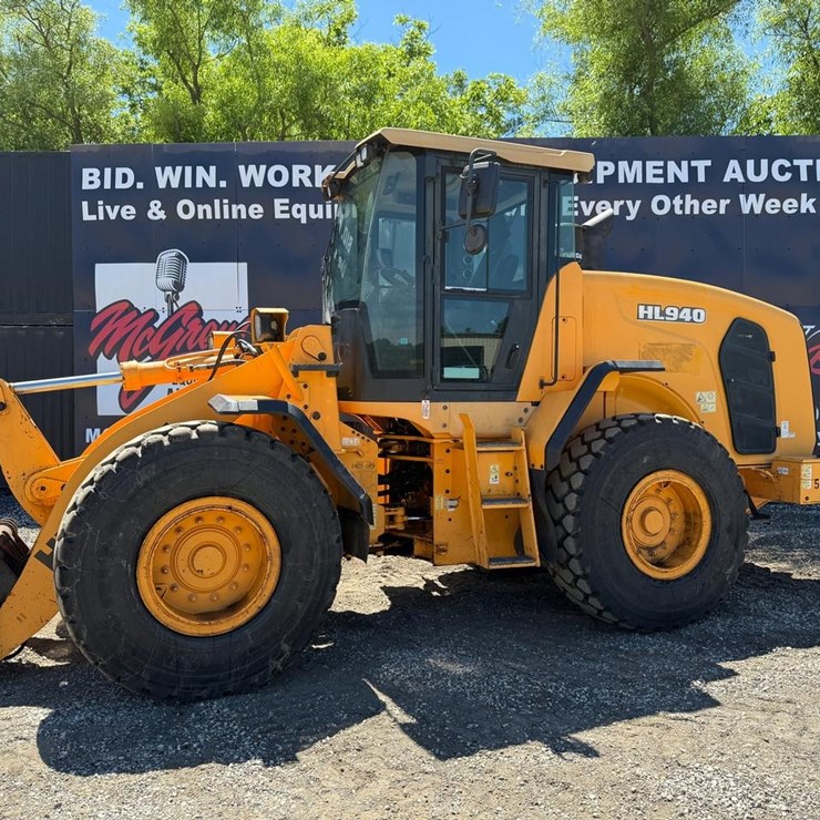 HYUNDAI HL940