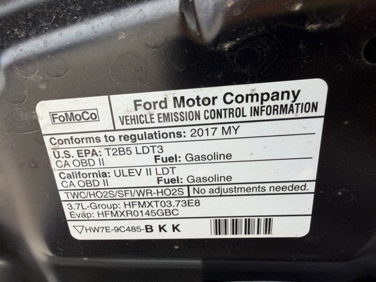 2017-ford-explorer-image-14
