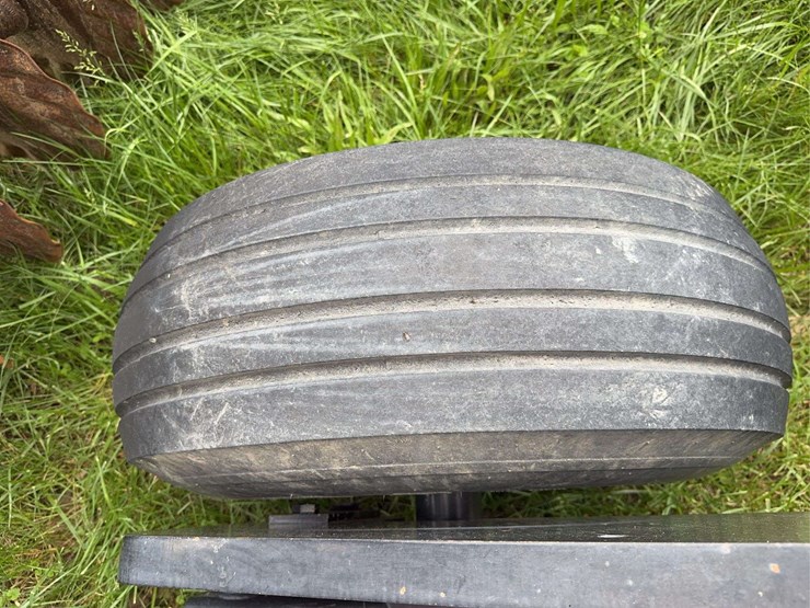 case-ih-330-image-74