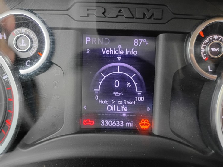 2020-dodge-2500-image-66