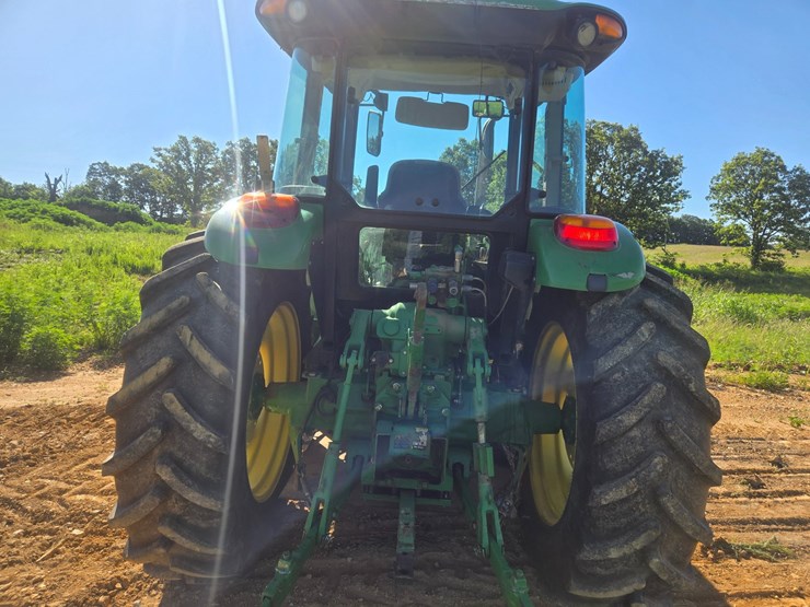 2010-john-deere-6115d-image-9