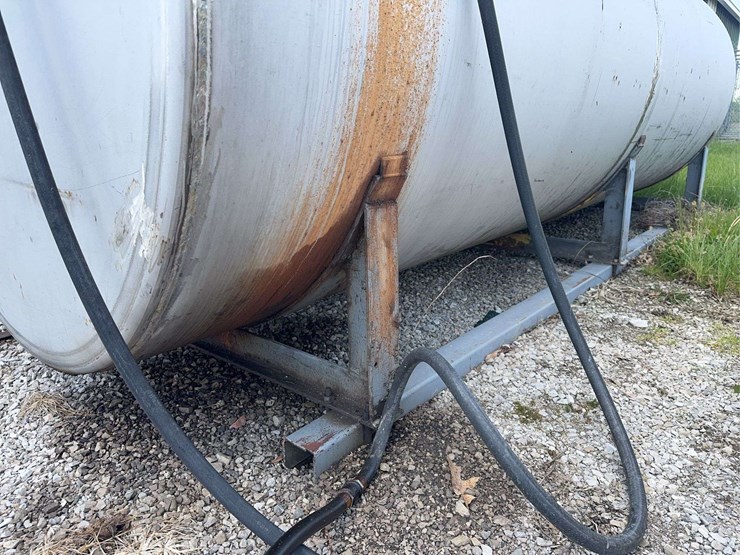 stainless-steel-diesel-tank-and-pump---15’-long-x-63”-diameter---approximately-2500-gal.-image-8