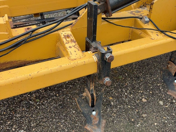 2012-40ft-3pt-hipper/-ridger-image-15
