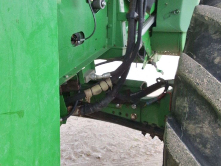 2014-john-deere-s680-image-38