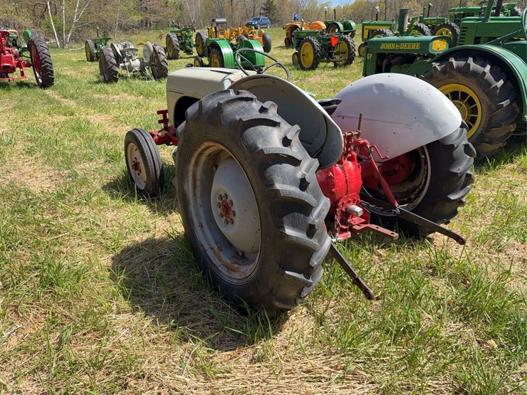 ford-8n-image-5