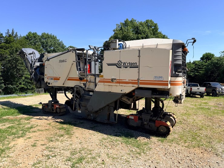 2011-wirtgen-w200-image-13