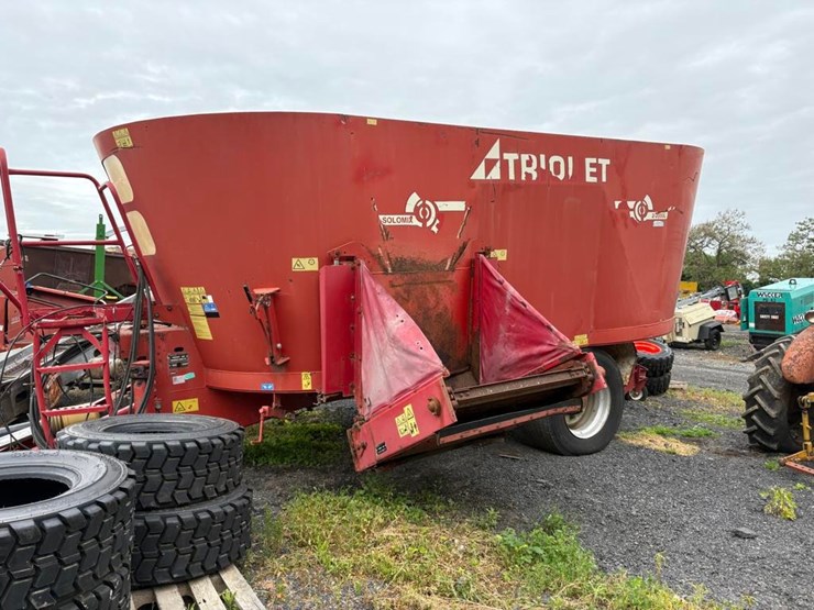 triolet-salomix-200l-mixer-wagon-image-2