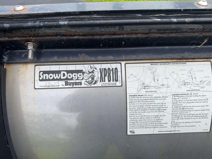 snow-dogg-xp810-skid-steer-snow-plow---10’-image-9