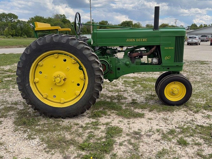 1956-john-deere-60-image-6