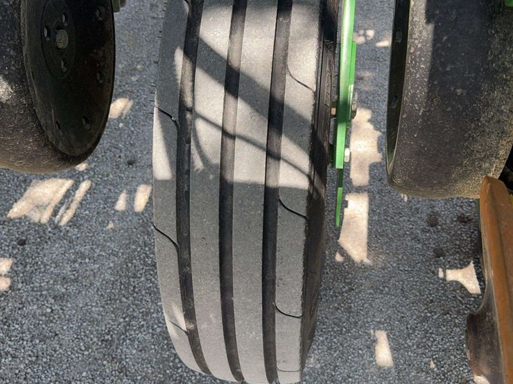 2019-john-deere-1795-image-34
