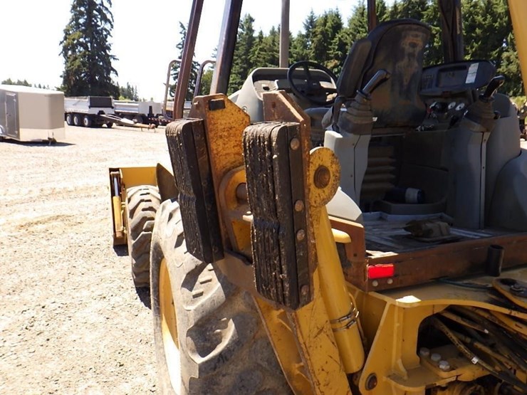 caterpillar-430d-image-22
