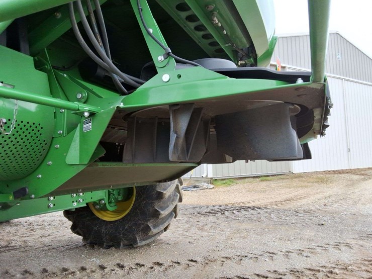 2023-john-deere-s780-image-27